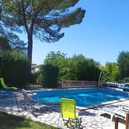 Villa Les Palmiers - Aux Portes D'Ales Saint Julien Les Rosiers 外观 照片